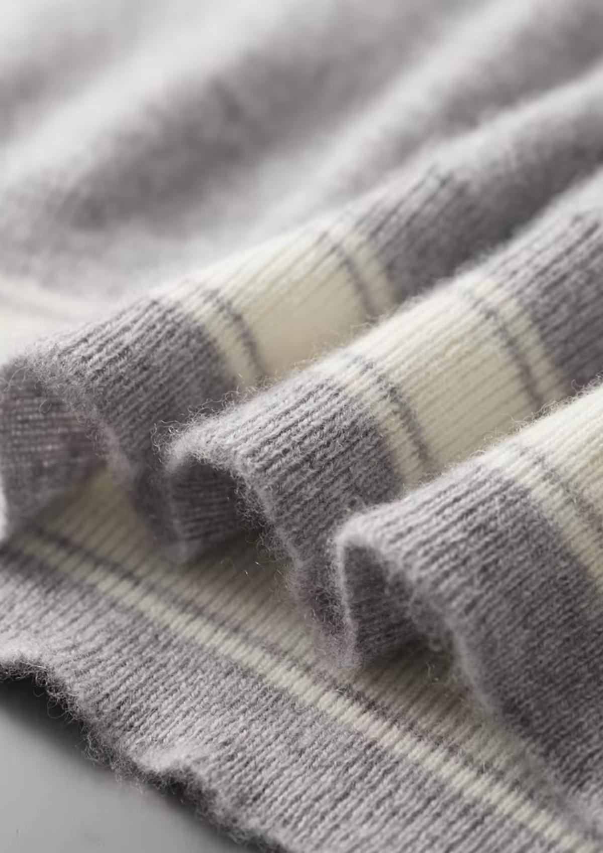 Premium Cashmere Hellgraues Wien Freizeitset RivaSylt