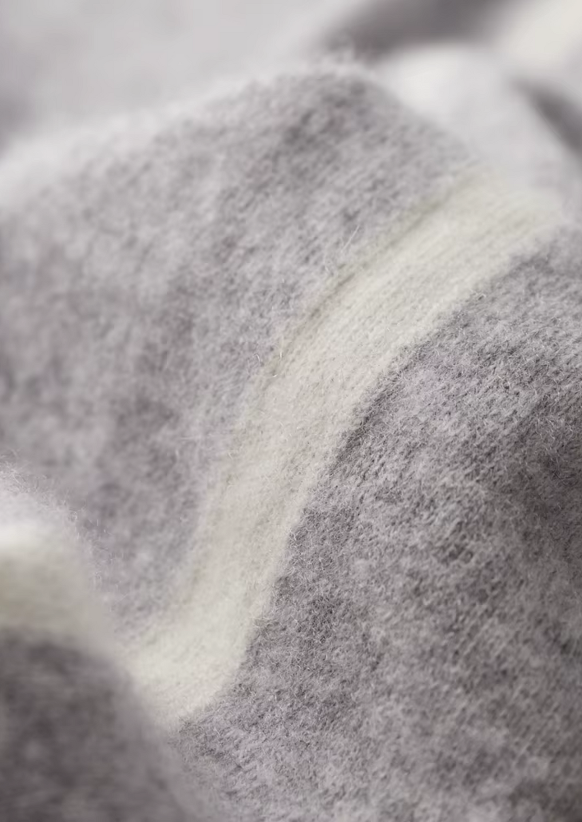 Premium Cashmere Hellgraues Wien Freizeitset RivaSylt