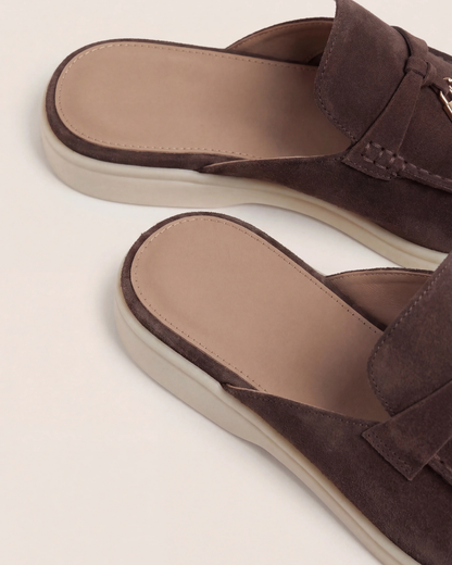 Braune Wildleder-Mule im mediterranen Stil Maja