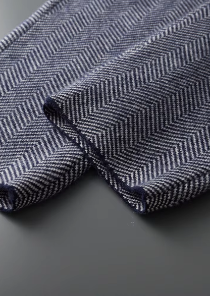 Reines Extra-Fine Merinowoll-Set in Marineblau mit Fischgrätmuster RivaSylt