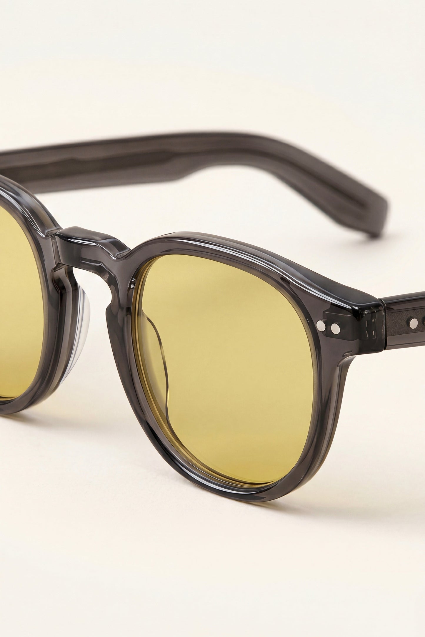 Venturo Sonnenbrille Gelber Farbton Maja