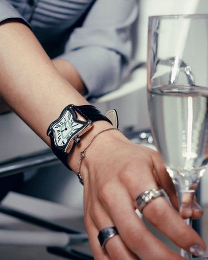Quadratische Schmelz-Uhr Klein Silber Maja