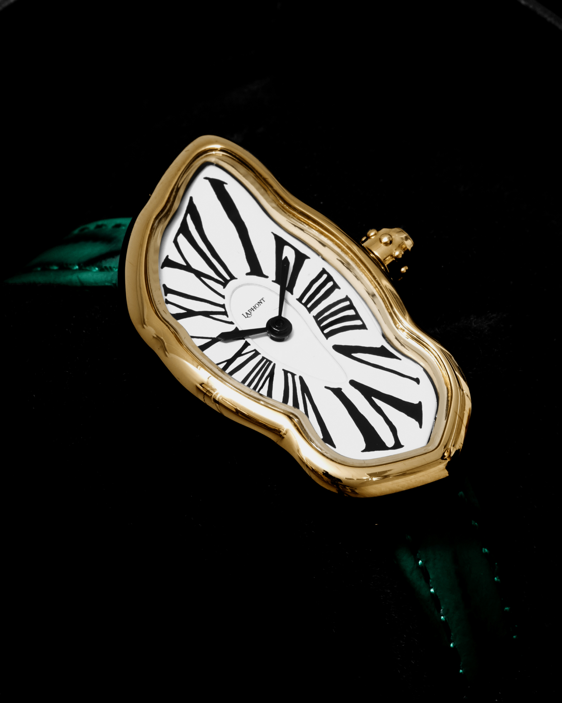 Schmelzende Uhr Klein Gold Maja