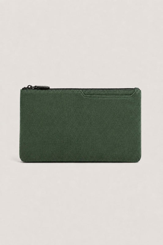 Alcantara Clutch Bag Mitternachtsgrün Maja