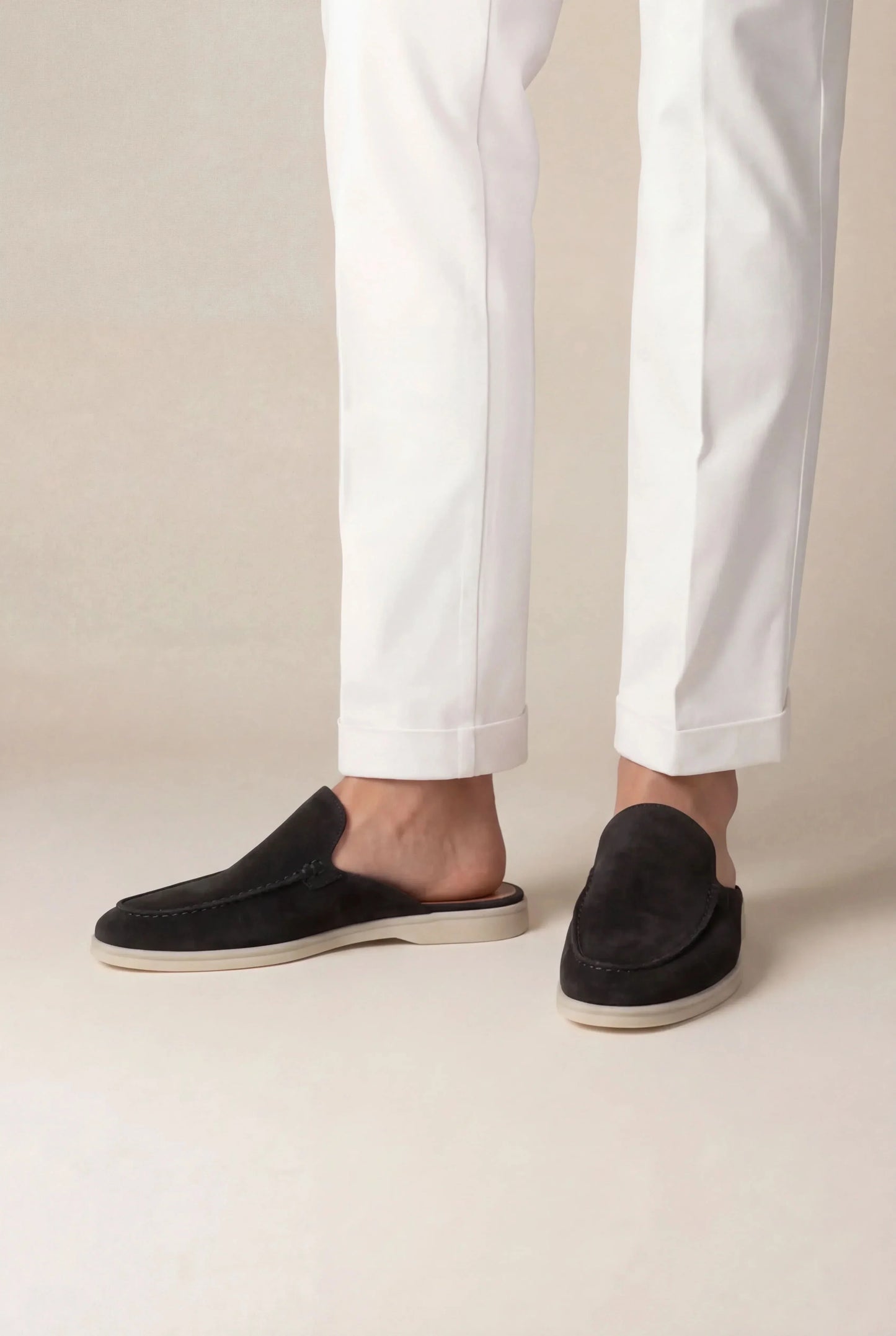 Schwarze Wildleder Yacht-Mule Maja