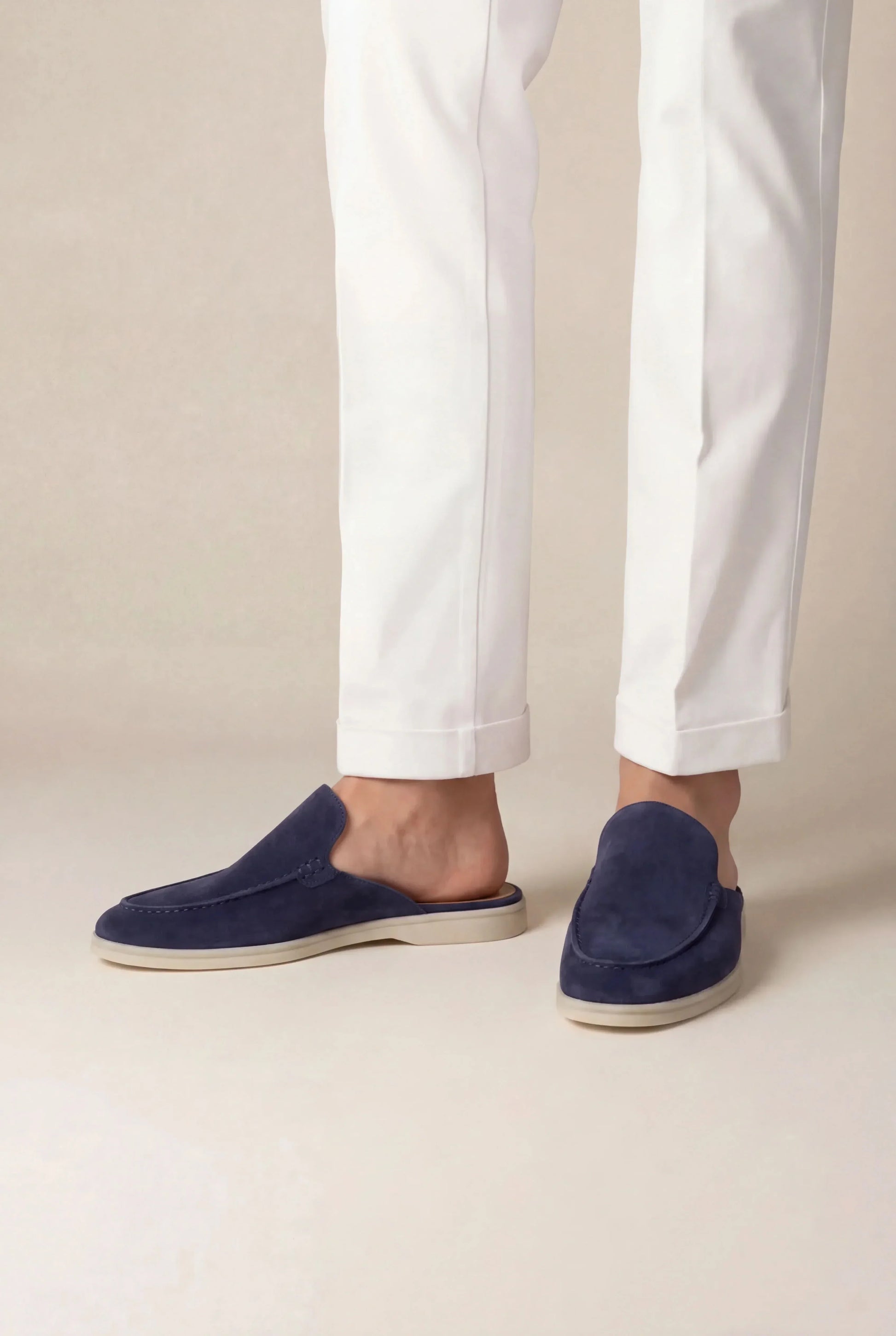 Marineblaues Wildleder Yacht-Mule Maja