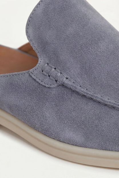 Babyblauer Suède Yacht-Mule Maja