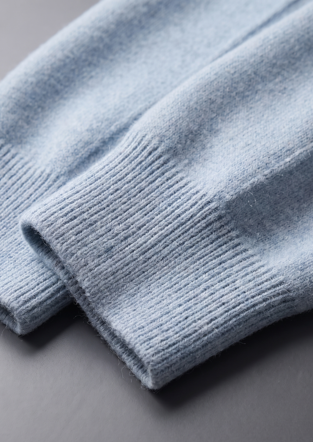 Reines Extra-Fein Merinowolle Hellblau Luzzo Set RivaSylt